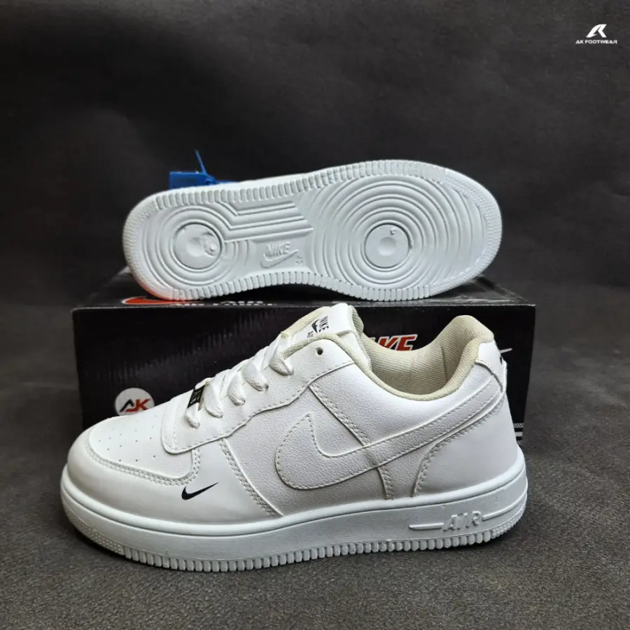 Luxury White Sneakers – Clean Look, Premium Vibe